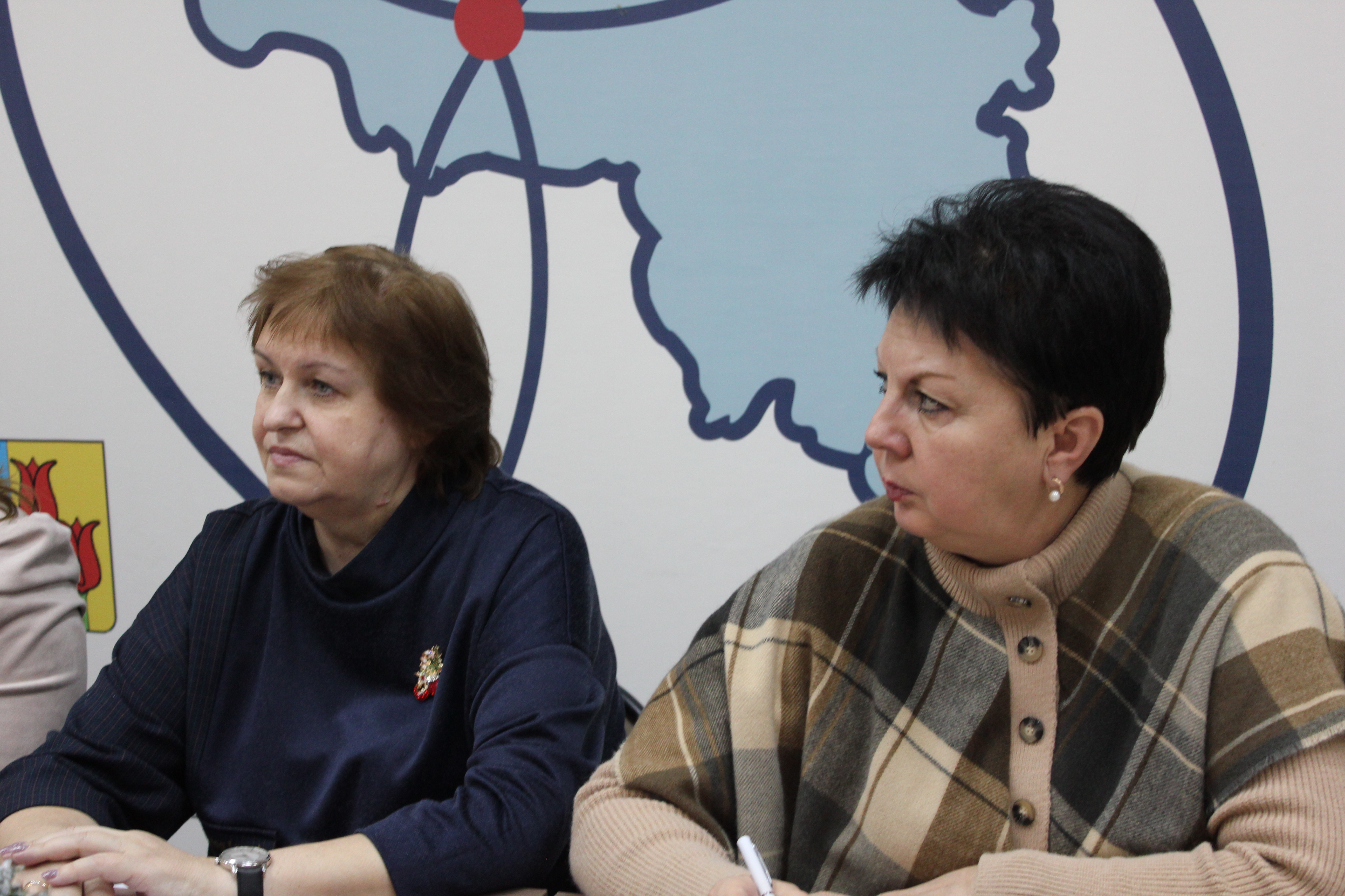 15 декабря прошла очередная встреча в рамках проекта Ассоциации «Совет муниципальных образований Белгородской области» «Женское лидерство».