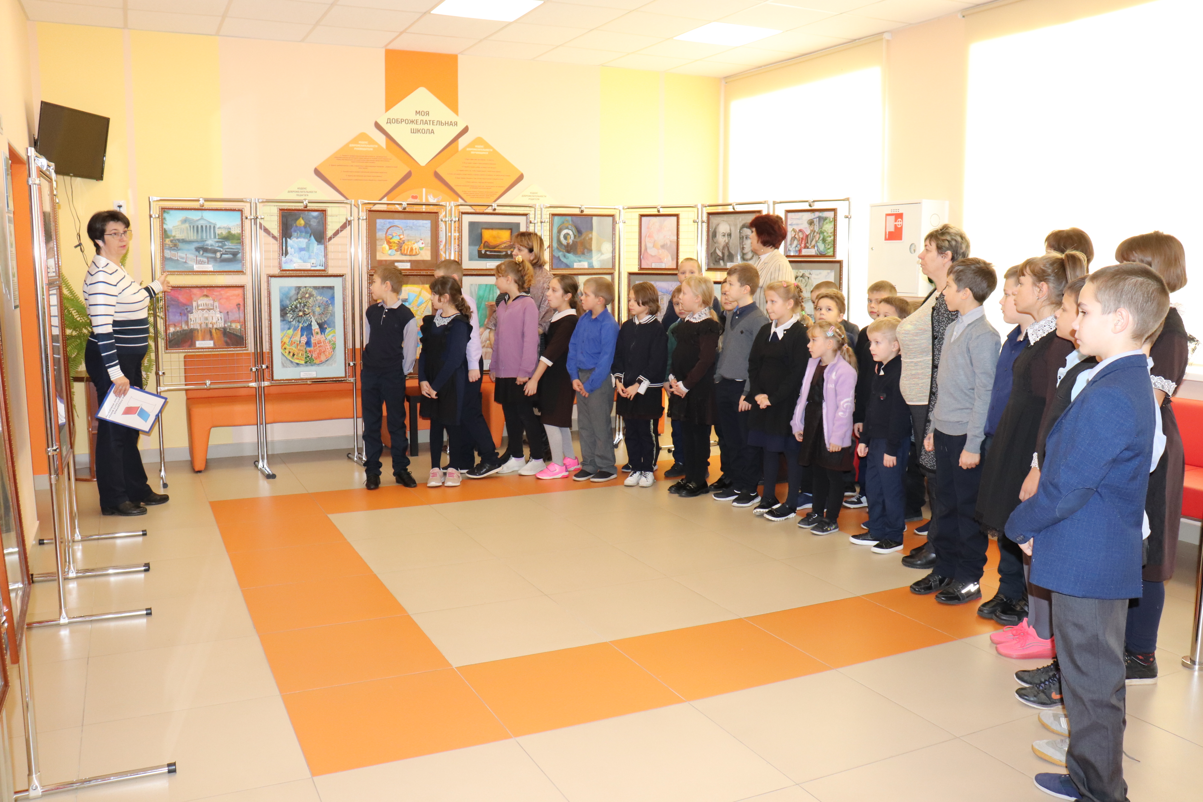В Бобраве состоялось открытие передвижной выставки «Культурное наследие нашей Родины».