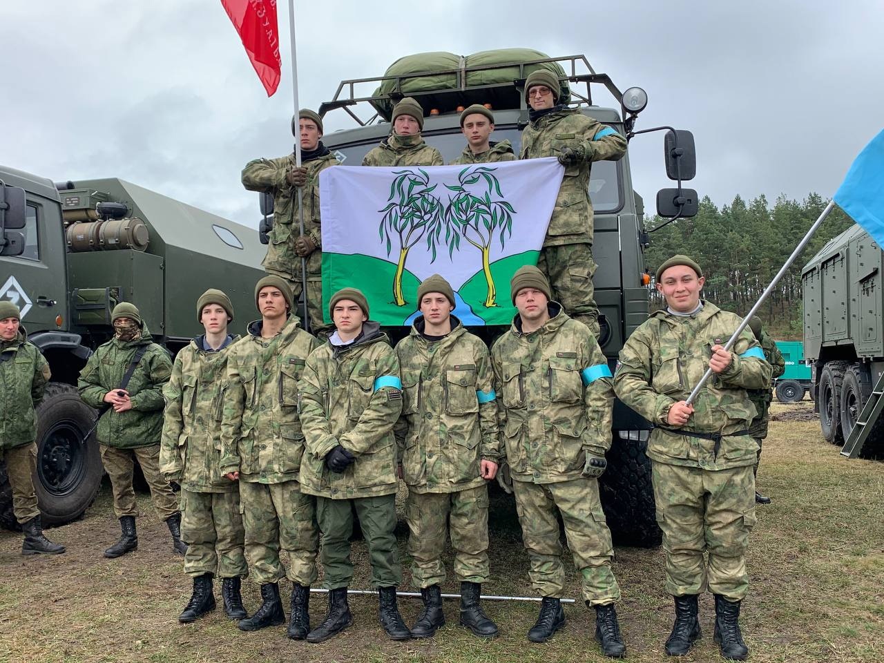 Ракитянская команда приняла участие в осеннем этапе военно-спортивной игры «Зарница 2.0: Время Героев!».