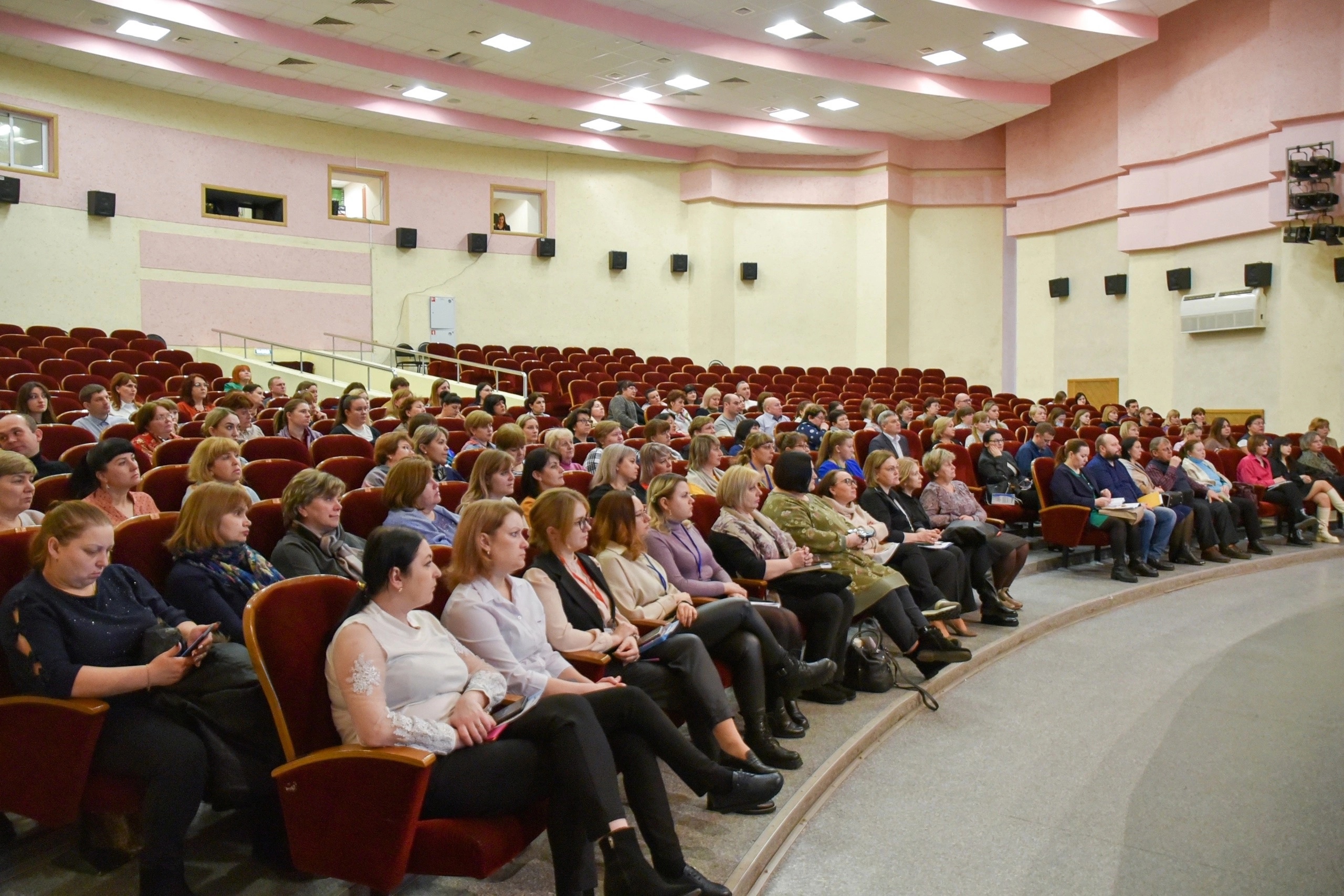 Сегодня Ракитянский район посетили представители Министерства культуры Белгородской области.