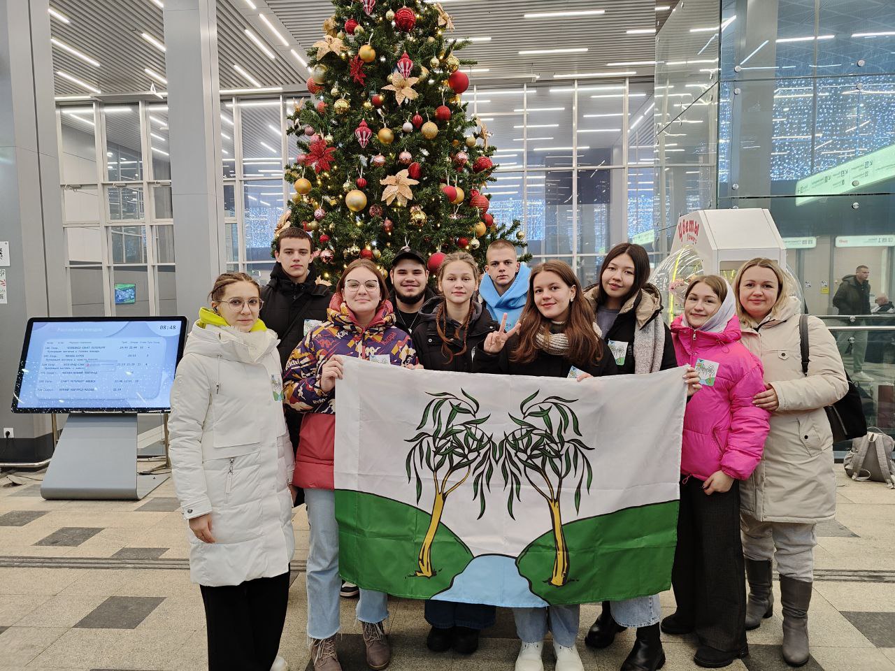 Активисты ракитянских школ посетили самую яркую и масштабную выставку - международную выставку-форум «Россия» на ВДНХ.