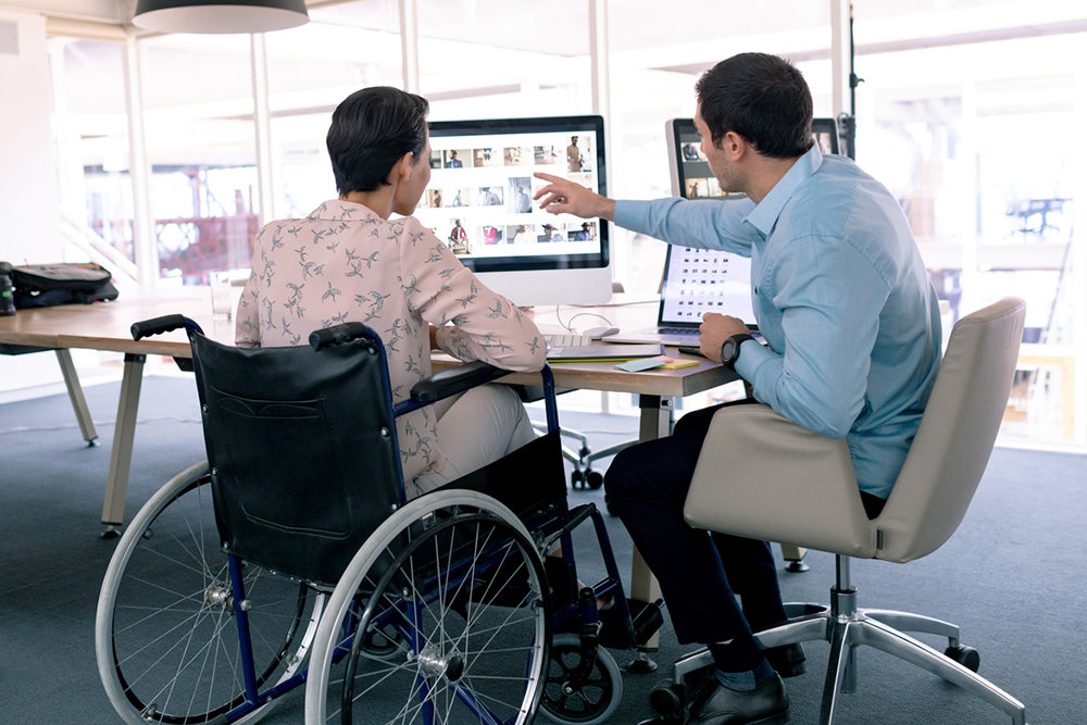 Порядок сопровождения работы инвалидов вступит в силу 5 ноября 2023 года.