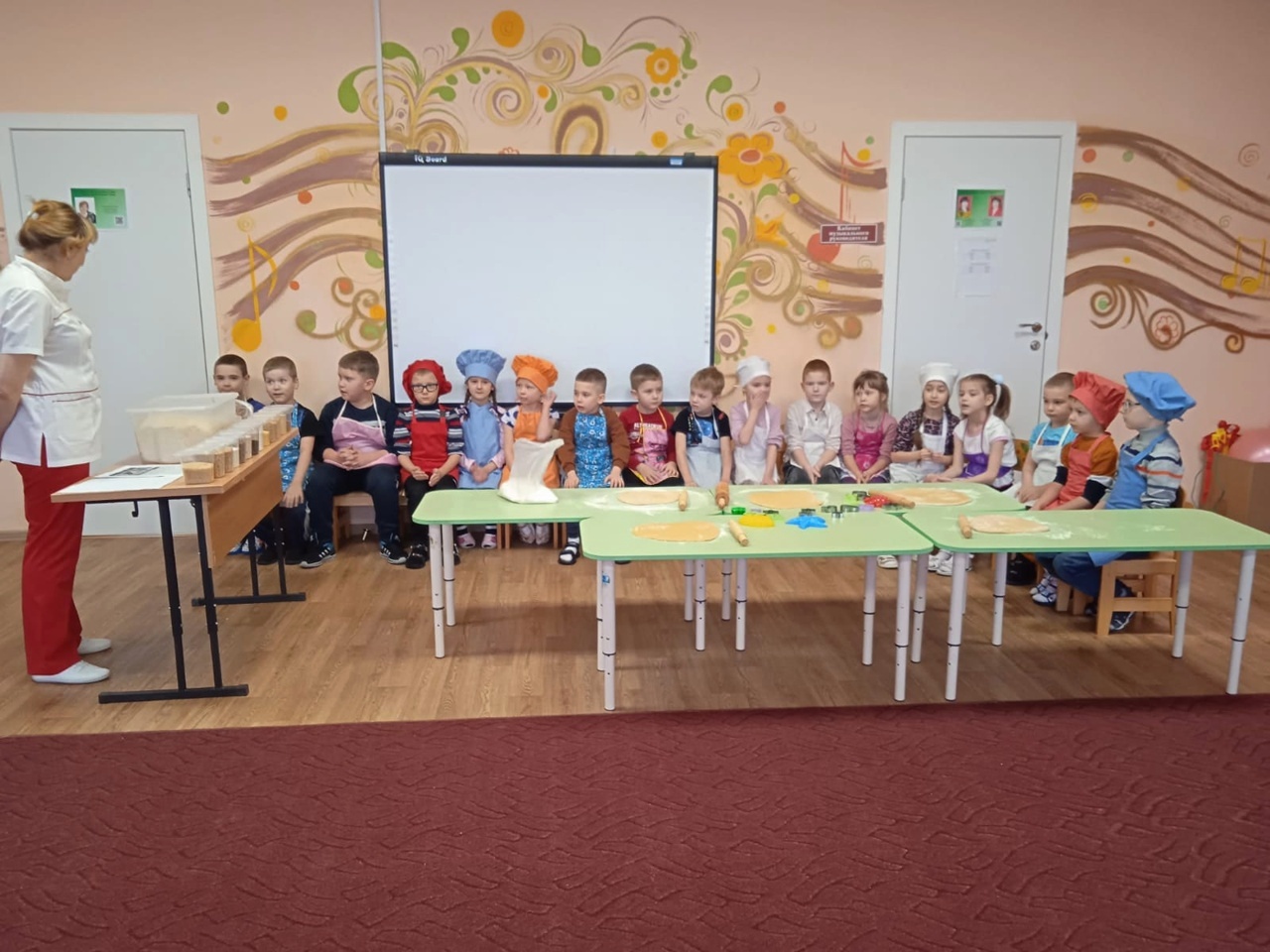 Ракитянские дошкольники приняли участие в акции «Солдатский пряник руками детей».