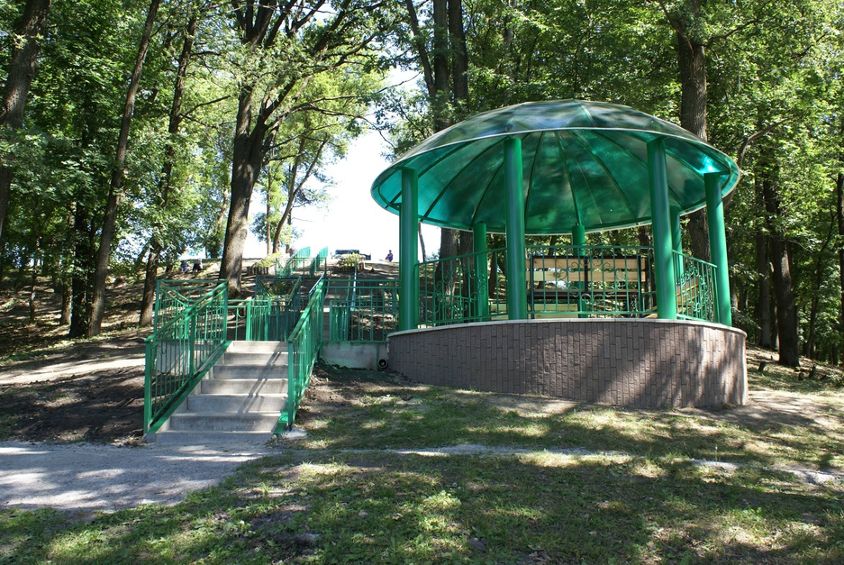 Парк «Зеленая дубрава»