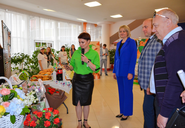 Сегодня в Ракитном впервые состоялась выставка-ярмарка, подготовленная местными предпринимателями.