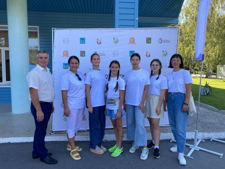 Юные ракитянцы побывали на первом белгородском детском культурном форуме «Дыши искусством». Юные ракитянцы побывали на первом белгородском детском культурном форуме «Дыши искусством».