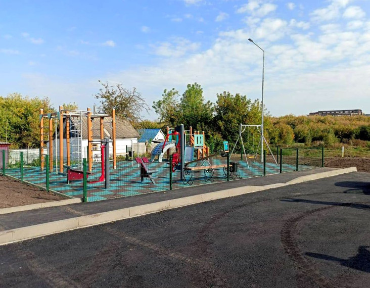 В Ракитянском районе в рамках инициативного бюджетирования завершено обновление дворовых территорий многоквартирных домов.