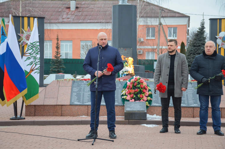 Сегодня, 20 февраля, Ракитное отмечает 81-ю годовщину со дня освобождения от немецко-фашистских захватчиков. Сегодня, 20 февраля, Ракитное отмечает 81-ю годовщину со дня освобождения от немецко-фашистских захватчиков.