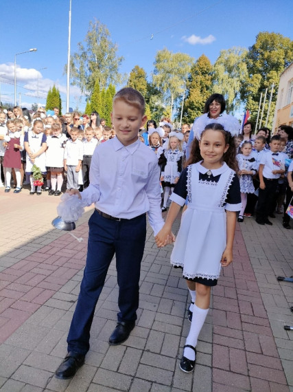 В Ракитянском районе прошли торжественные линейки, посвященные началу нового учебного года.