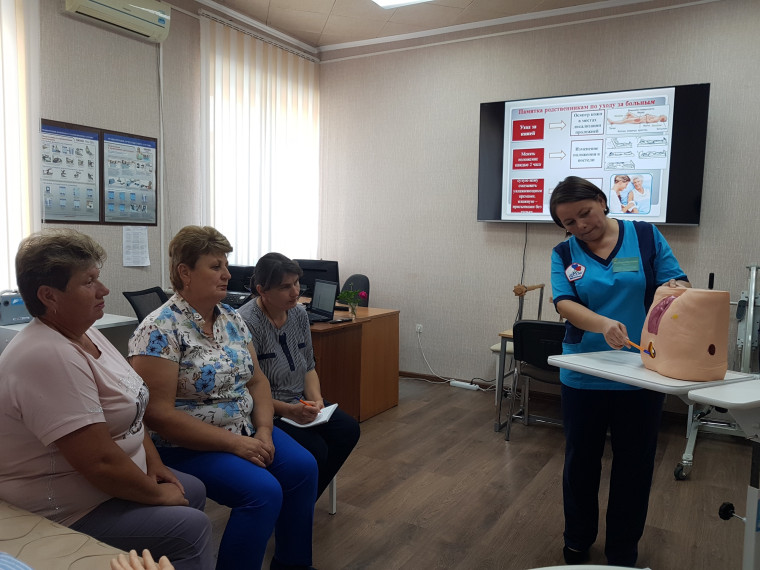В уходящем году в Ракитянском районе большое внимание было уделено тем, кто в этом особенно нуждается. В уходящем году в Ракитянском районе большое внимание было уделено тем, кто в этом особенно нуждается.