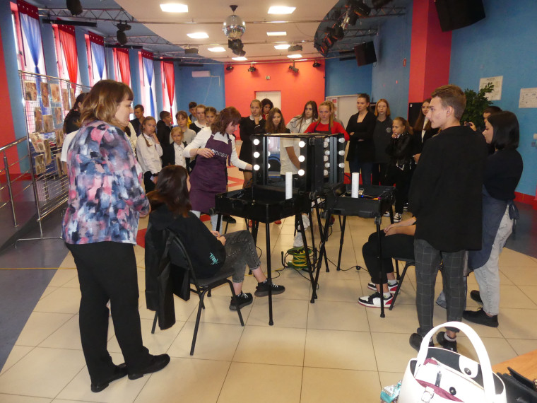 В Ракитянском районе состоялся цикл мероприятий, посвященный Дню парикмахера.