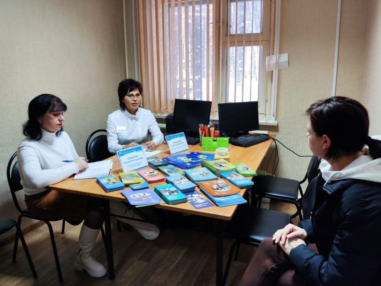 Специалисты Отделения ПФР по Белгородской области провели свыше 29 тысяч консультаций гражданам, прибывшим из ДНР, ЛНР и с территории Украины. Специалисты Отделения ПФР по Белгородской области провели свыше 29 тысяч консультаций гражданам, прибывшим из ДНР, ЛНР и с территории Украины.
