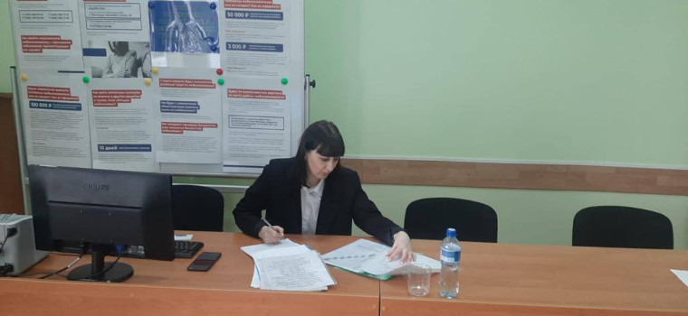 В тесном взаимодействии с ракитянцами продолжает работать Союз поддержки матерей и жён военнослужащих. В тесном взаимодействии с ракитянцами продолжает работать Союз поддержки матерей и жён военнослужащих.