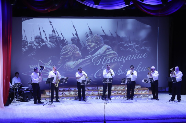 В преддверии Дня защитника Отечества в Ракитянском районе прошла концертная программа «Верные сыны России».