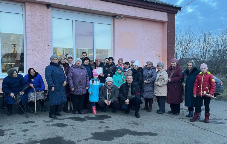 ТОС «Белая казарма» п. Ракитное провёл праздничное мероприятие для женской половины улицы Садовая. ТОС «Белая казарма» п. Ракитное провёл праздничное мероприятие для женской половины улицы Садовая.