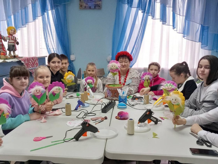 Четыре творческих коллектива Ракитянского района в очередной раз доказали, что с честью носят звание «Народный самодеятельный коллектив». Четыре творческих коллектива Ракитянского района в очередной раз доказали, что с честью носят звание «Народный самодеятельный коллектив».