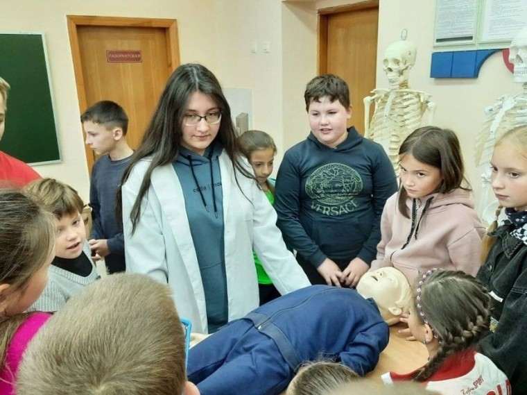 В Ракитянской средней общеобразовательной школе №1 функционирует специализированный медицинский класс.