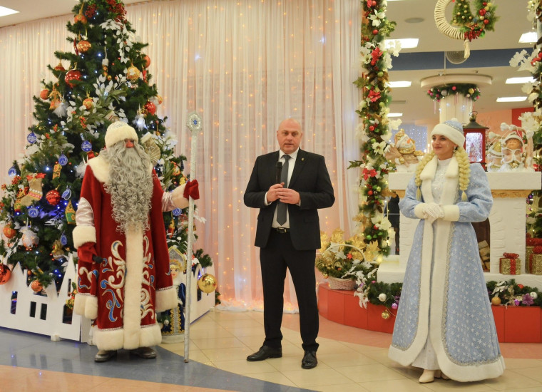 В преддверии Нового года в Ракитянском районе прошла Всероссийская акция «Ёлка желаний».