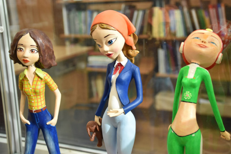В Ракитном проходит выставка «Авторская кукла: искусство в деталях».