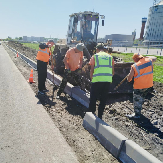 Коллектив компании «БелЗНАК» продолжает ремонт автомобильной дороги «Борисовка - Пролетарский».