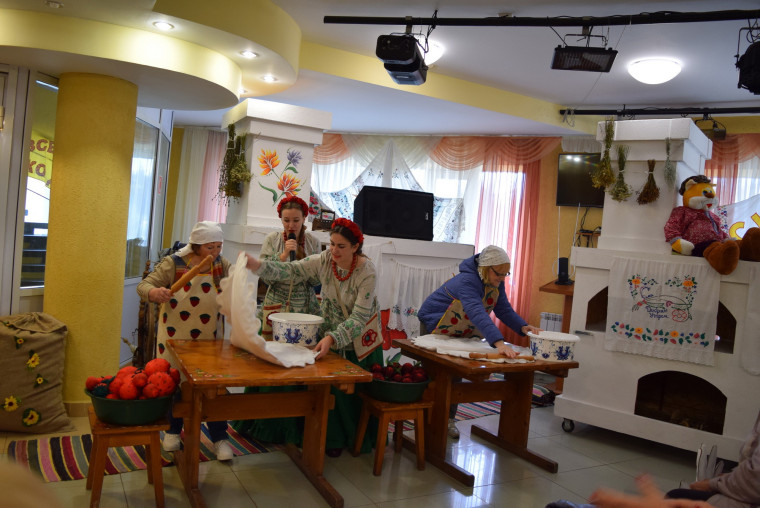 В рамках реализации проекта «К соседям в гости» Ракитянский район встречал туристическую группу людей старшего поколения из Белгорода.