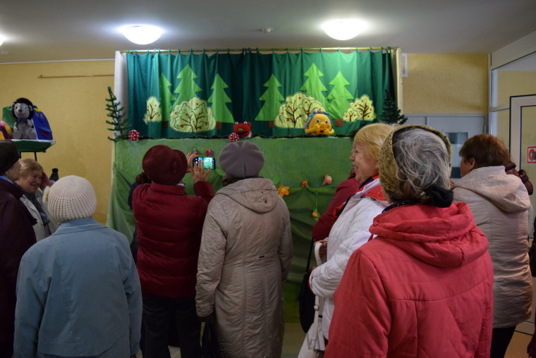 В рамках реализации проекта «К соседям в гости» Ракитянский район встречал туристическую группу людей старшего поколения из Белгорода.