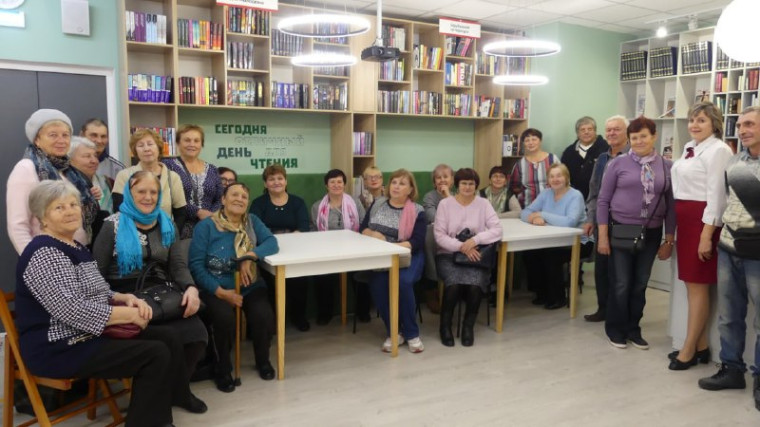 В рамках областного проекта «К соседям в гости» туристическая группа людей старшего поколения из Прохоровки посетила Ракитянский район.