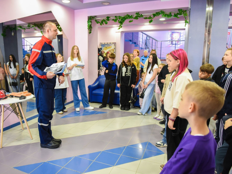 Белгородские энергетики научили школьников правилам электробезопасности в День защиты детей.