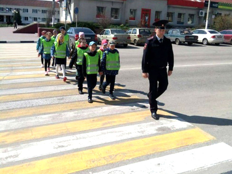 В Ракитянском районе прошла акция «Вежливый пешеход».